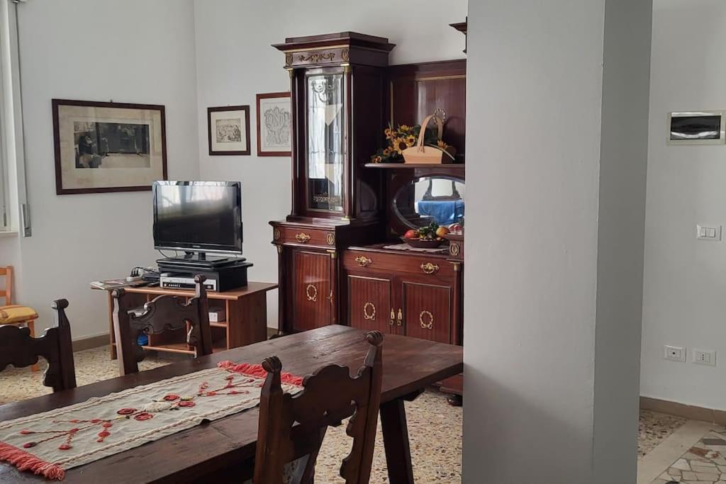La Casa Di Lucia: Grande Appartamento Con Balcone Brescia Exteriér fotografie